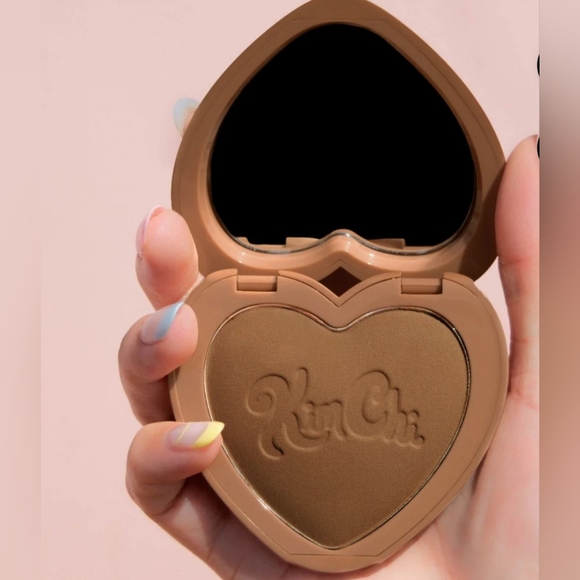 Kim Chi Thailor Collection Bronzer Shade I Went To Miami - Picture 2 of 12